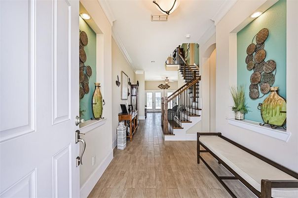 Interior, Recessed Lighting, Wood Texture Flooring