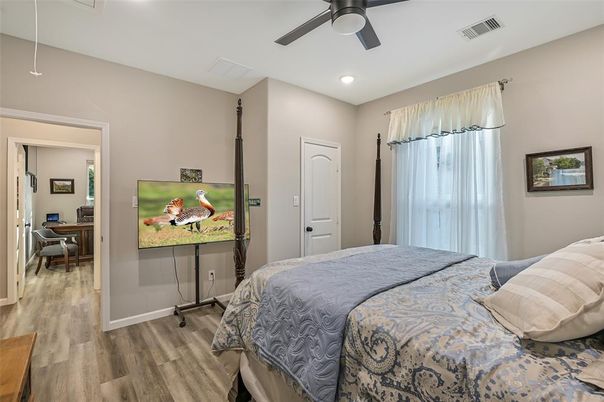 Bedroom, Interior, Recessed Lighting, Wood Texture Flooring