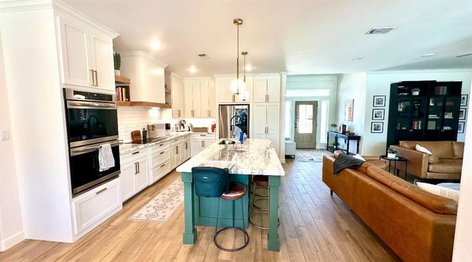 Interior, Kitchen, Living room, Pendant Lights, Recessed Lighting, Stainless Steel Appliances, Wood Texture Flooring