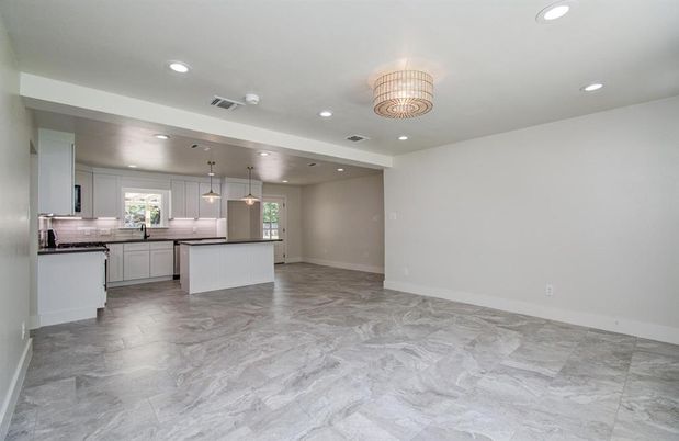 Chandelier, Empty room, Interior, Kitchen, Marble, Pendant Lights, Recessed Lighting