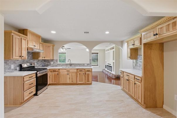 Interior, Kitchen, Recessed Lighting, Wood Texture Flooring