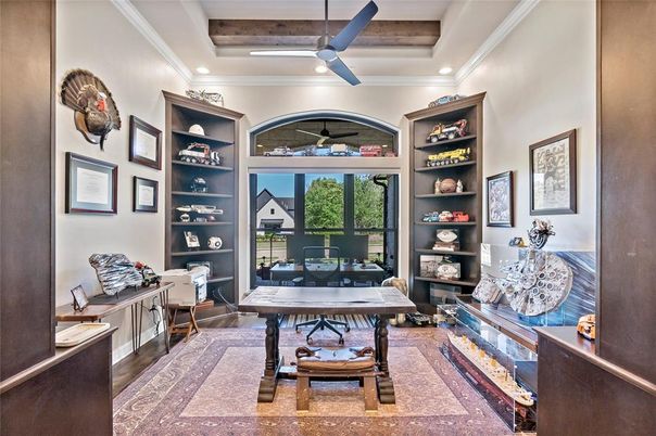 Home Office, Interior, Recessed Lighting, Wooden Beams, Wood Texture Flooring