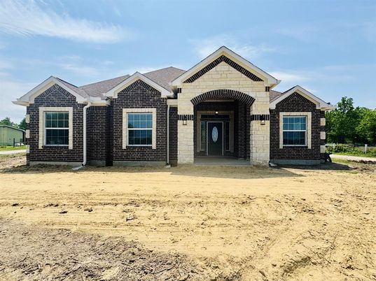 Exterior, Facade, Brick Facade, Brick Traditional