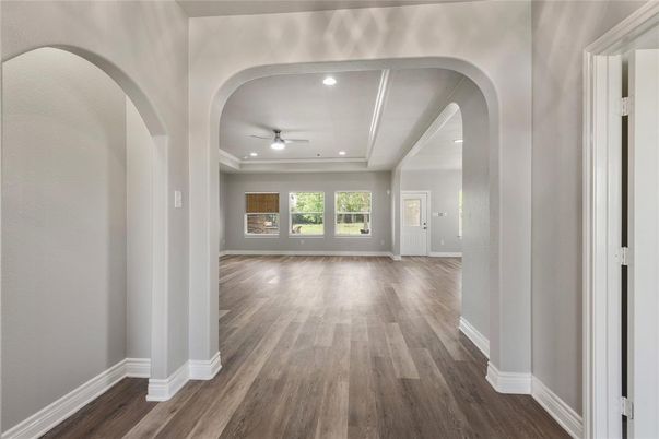 Empty room, Interior, Recessed Lighting, Wood Texture Flooring