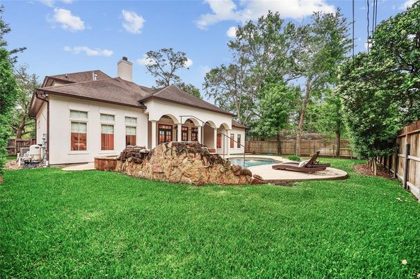 Backyard, Exterior, Pool