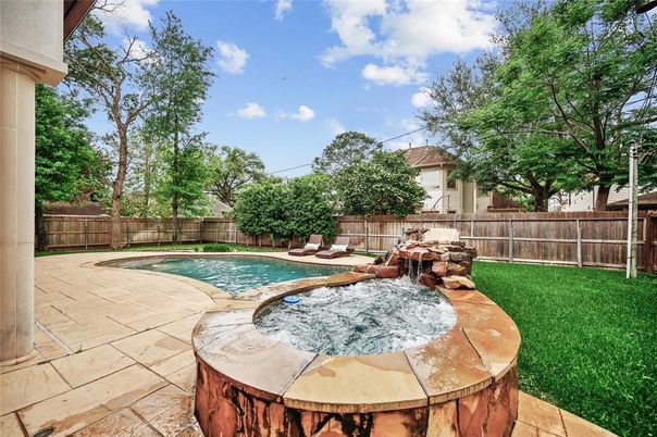 Backyard, Exterior, Pool