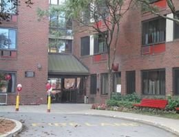 Exterior, Facade, Brick Facade, Rowhouse