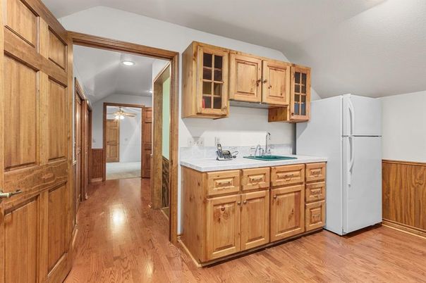 Interior, Kitchen, Recessed Lighting, Wood Texture Flooring