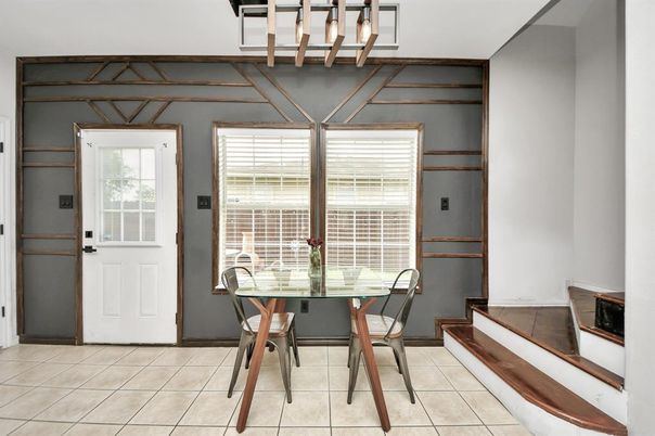Dining room, Interior