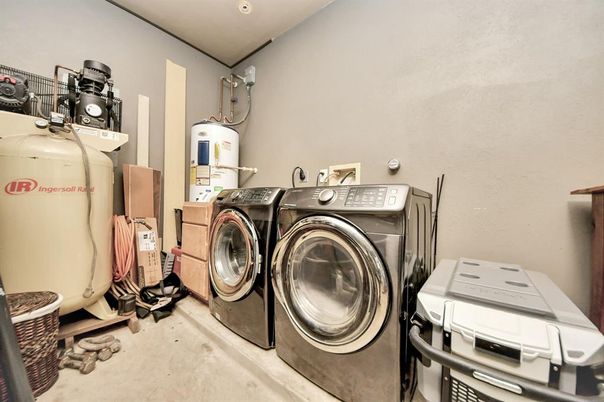 Interior, Washer