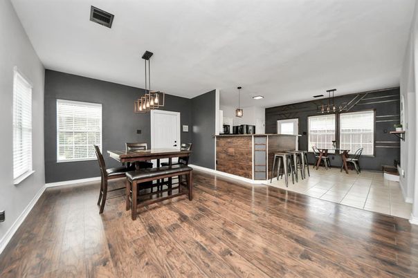 Dining room, Interior, Kitchen, Pendant Lights, Wood Texture Flooring