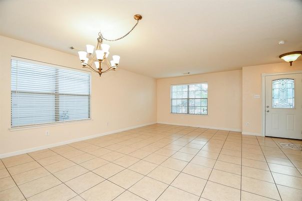 Chandelier, Empty room, Interior