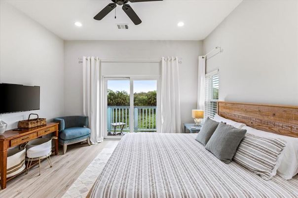 Bedroom, Home Office, Interior, Recessed Lighting, Wood Texture Flooring