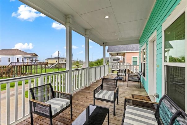 Exterior, Wood Texture Flooring