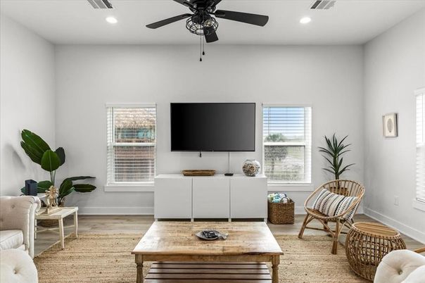 Interior, Recessed Lighting, Wood Texture Flooring