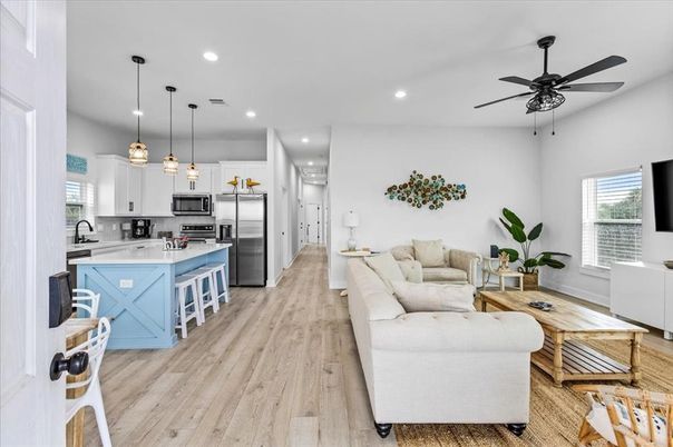 Interior, Kitchen, Living room, Pendant Lights, Recessed Lighting, Stainless Steel Appliances, Wood Texture Flooring