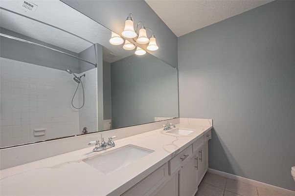 Bathroom, Dual Sink Vanities, Interior