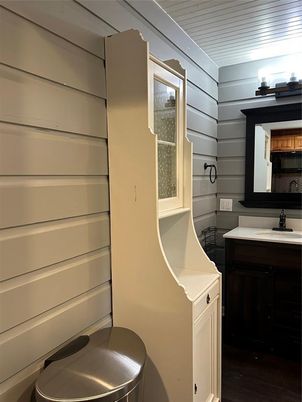 Bathroom, Interior, Wood Texture Flooring