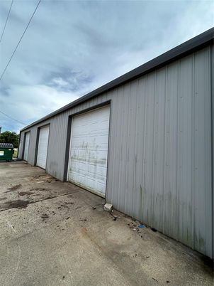 Detached Garage, Exterior