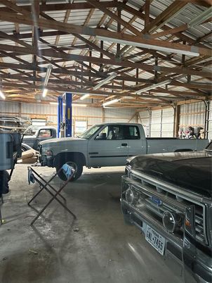Garage, Interior