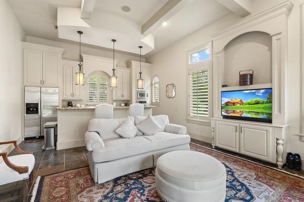 Interior, Kitchen, Living room, Pendant Lights, Recessed Lighting, Stainless Steel Appliances