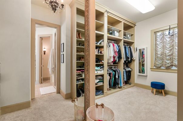 Interior, Walk-in Closets