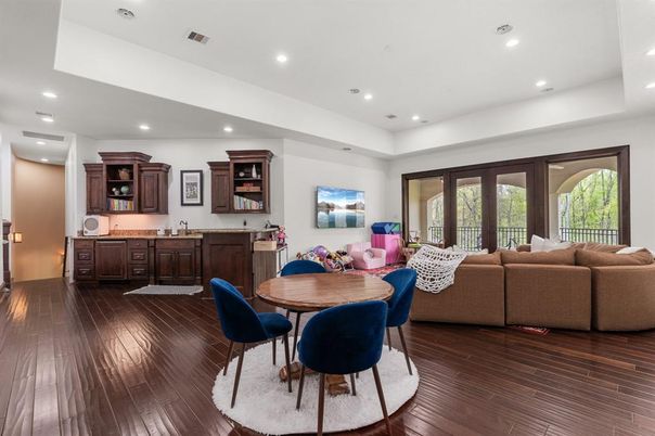 Dining room, Interior, Living room, Recessed Lighting, Wood Texture Flooring