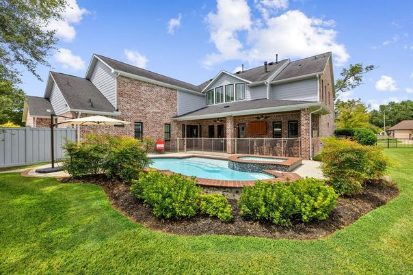 Backyard, Exterior, Pool