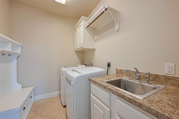 Interior, Washer