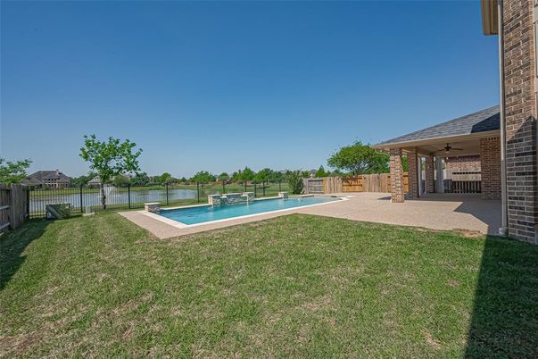 Backyard, Exterior, Pool