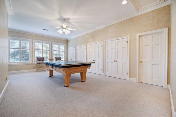 Billiard Table, Game Room, Interior, Recessed Lighting