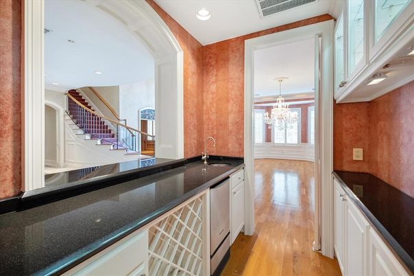 Chandelier, Interior, Kitchen, Recessed Lighting, Wood Texture Flooring