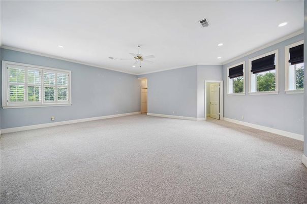Empty room, Interior, Recessed Lighting