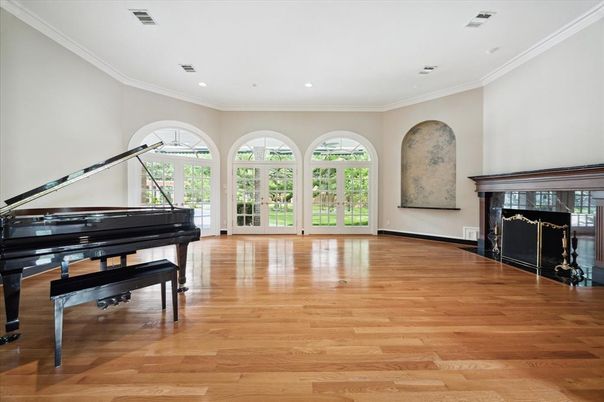 Fireplace, Interior, Piano, Recessed Lighting, Wood Texture Flooring