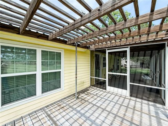 Exterior, Sun Room