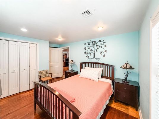 Bedroom, Interior, Recessed Lighting, Wood Texture Flooring