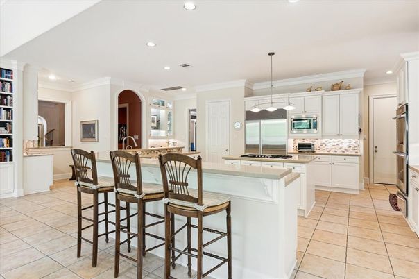 Interior, Kitchen, Pendant Lights, Recessed Lighting, Stainless Steel Appliances