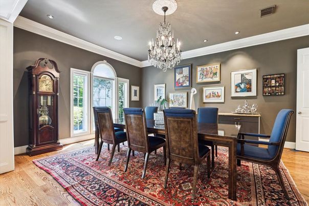 Chandelier, Dining room, Interior, Recessed Lighting, Wood Texture Flooring