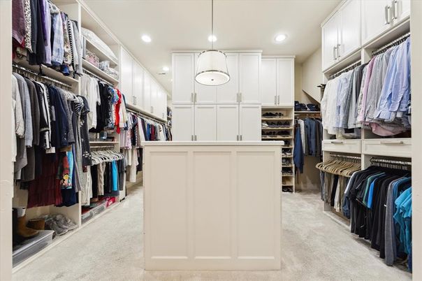 Interior, Pendant Lights, Recessed Lighting, Walk-in Closets
