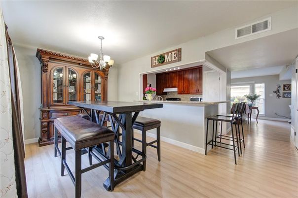 Chandelier, Dining room, Interior, Kitchen, Wood Texture Flooring