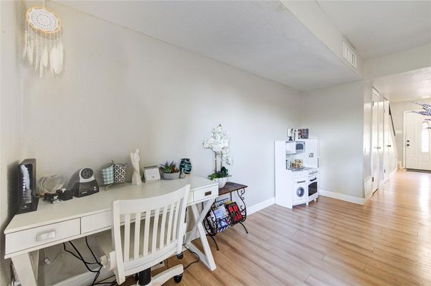 Dining room, Interior, Wood Texture Flooring