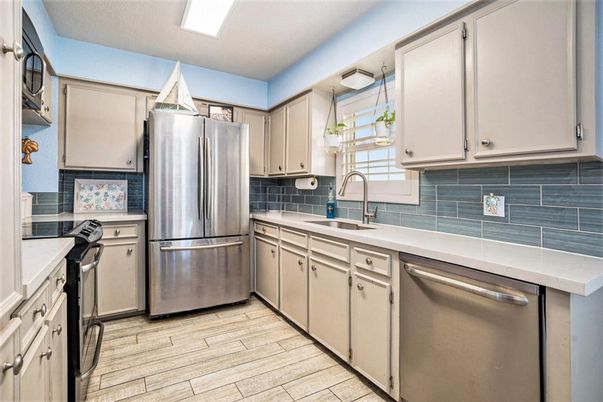 Interior, Kitchen, Stainless Steel Appliances, Wood Texture Flooring