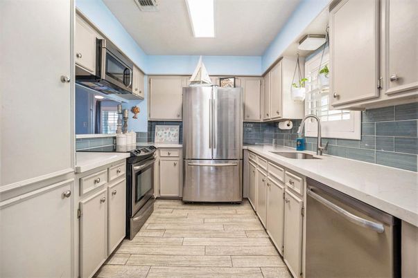 Interior, Kitchen, Stainless Steel Appliances, Wood Texture Flooring