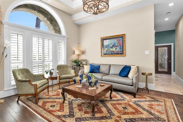 Chandelier, Interior, Living room, Recessed Lighting, Wood Texture Flooring