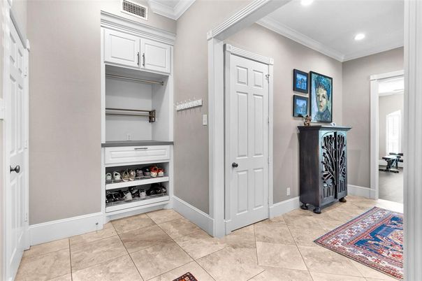 Interior, Recessed Lighting