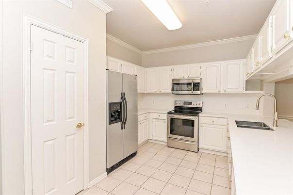 Interior, Kitchen, Stainless Steel Appliances