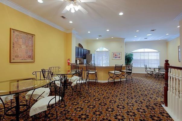 Dining room, Interior, Recessed Lighting