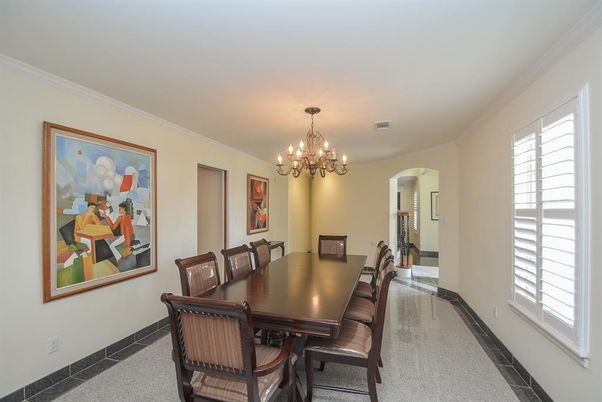 Chandelier, Dining room, Interior
