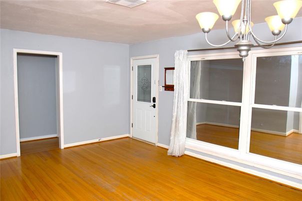 Chandelier, Empty room, Interior, Wood Texture Flooring
