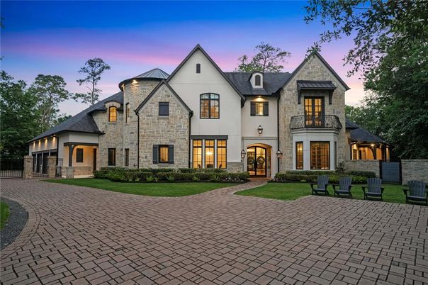 Backyard, Exterior, Facade, French Provincial
